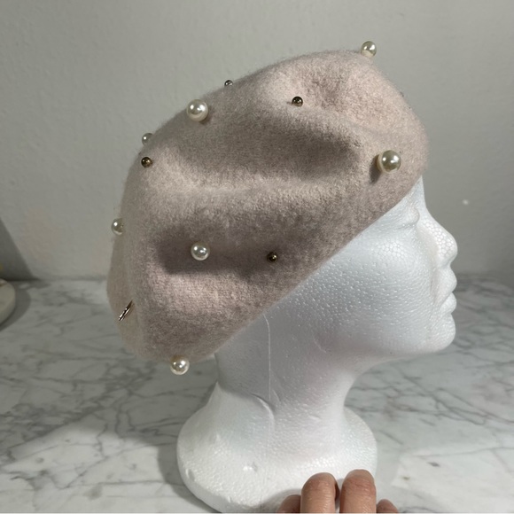 Mi Loves Wool Pearl Beret Hat - Picture 6 of 11
